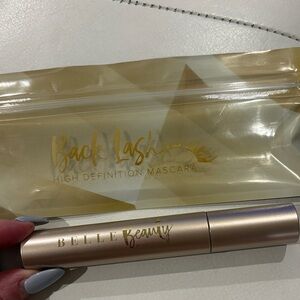Belle by Kim Gravel High Definition Mascara - Gold